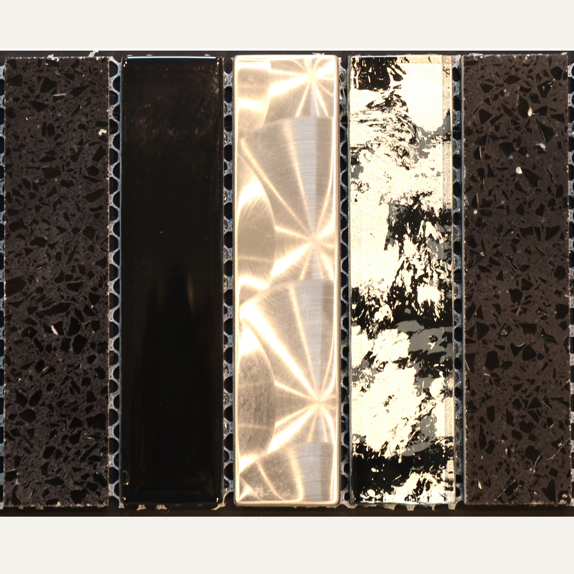 Listel charleston dark vertical