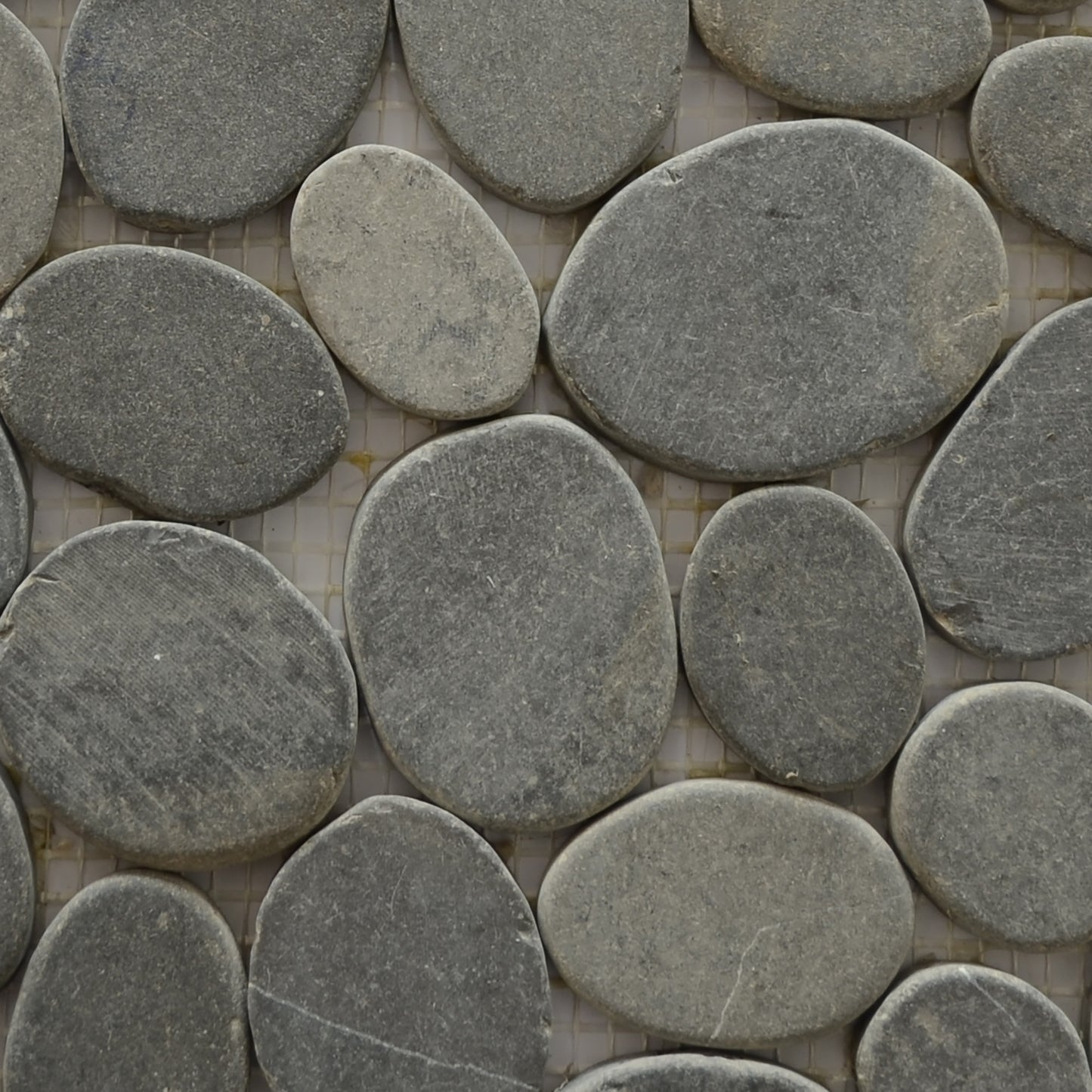 Mosaïque galet scie gris